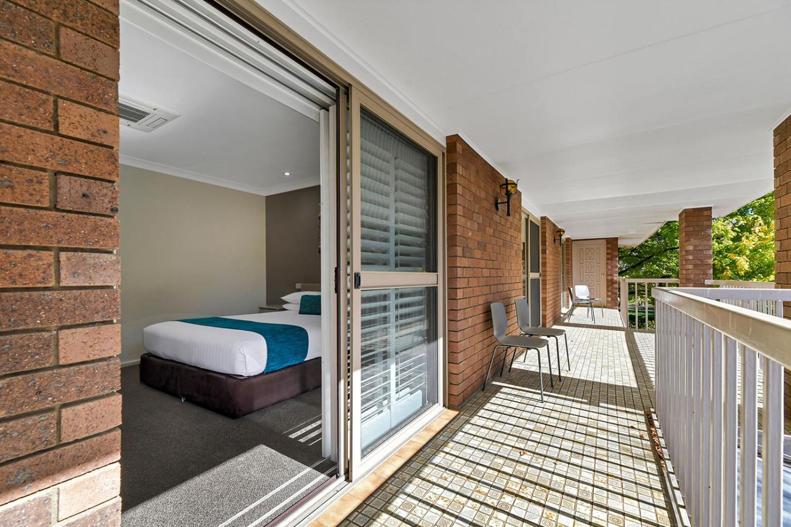 Central Caleula Motor Lodge Orange Extérieur photo